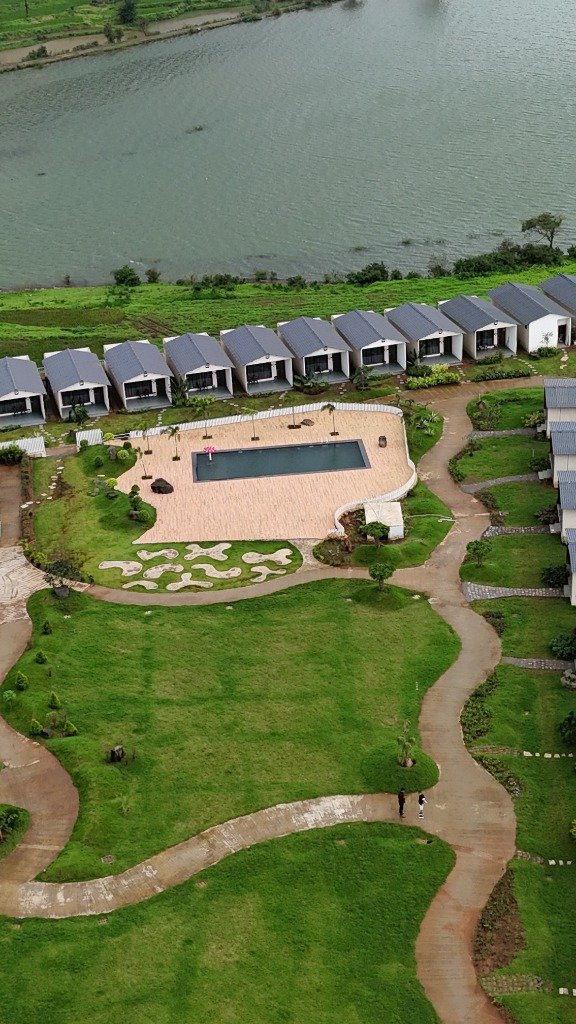Dosti Island Lakeview Resort Aerial View